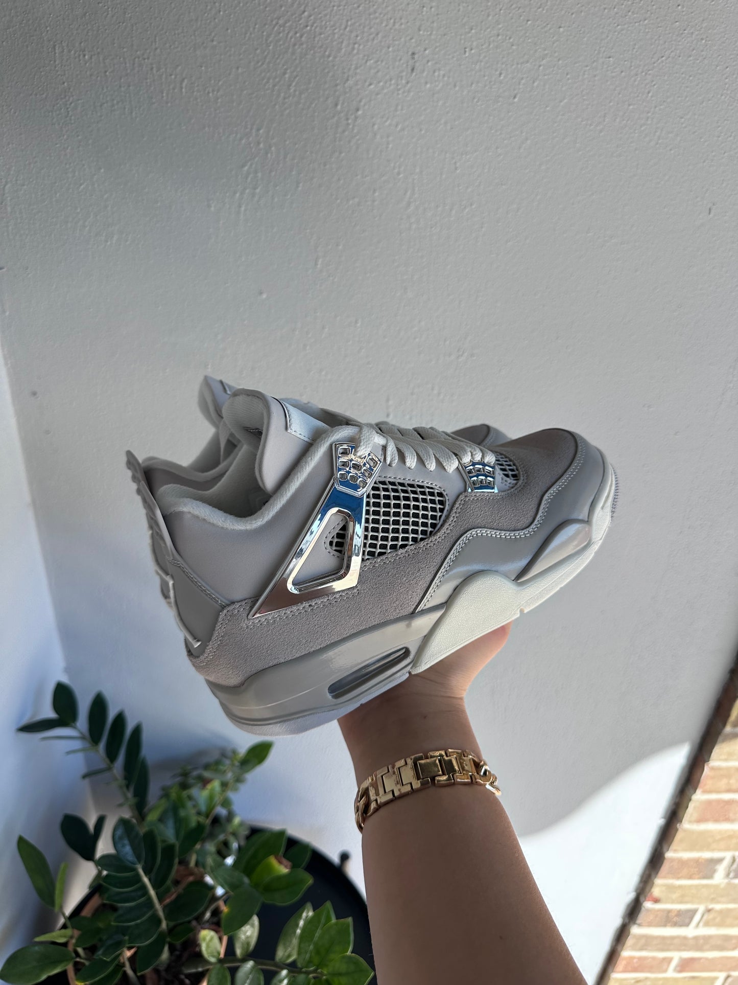 Jordan 4 Retro Frozen Moments (Women’s)