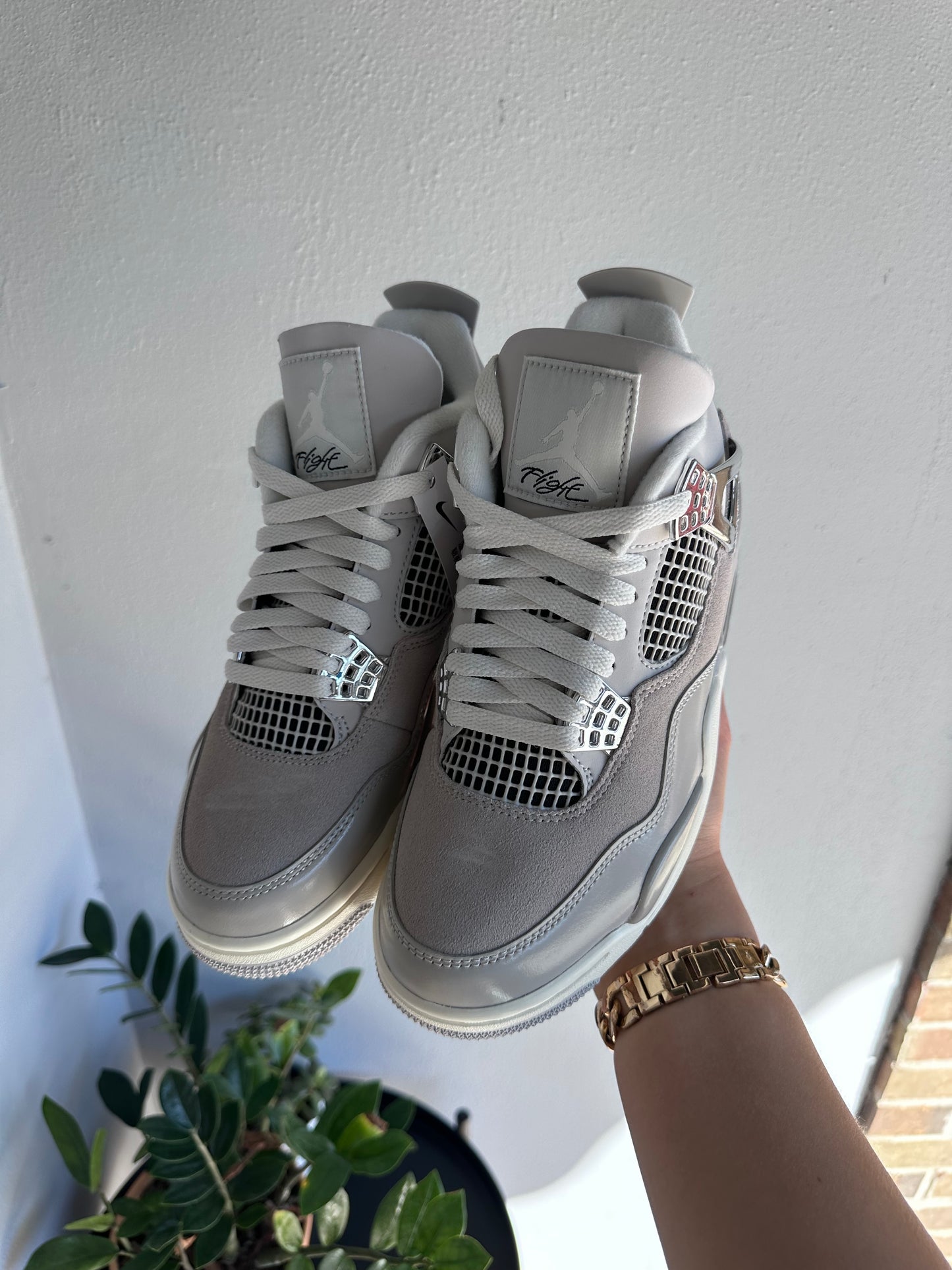 Jordan 4 Retro Frozen Moments (Women’s)