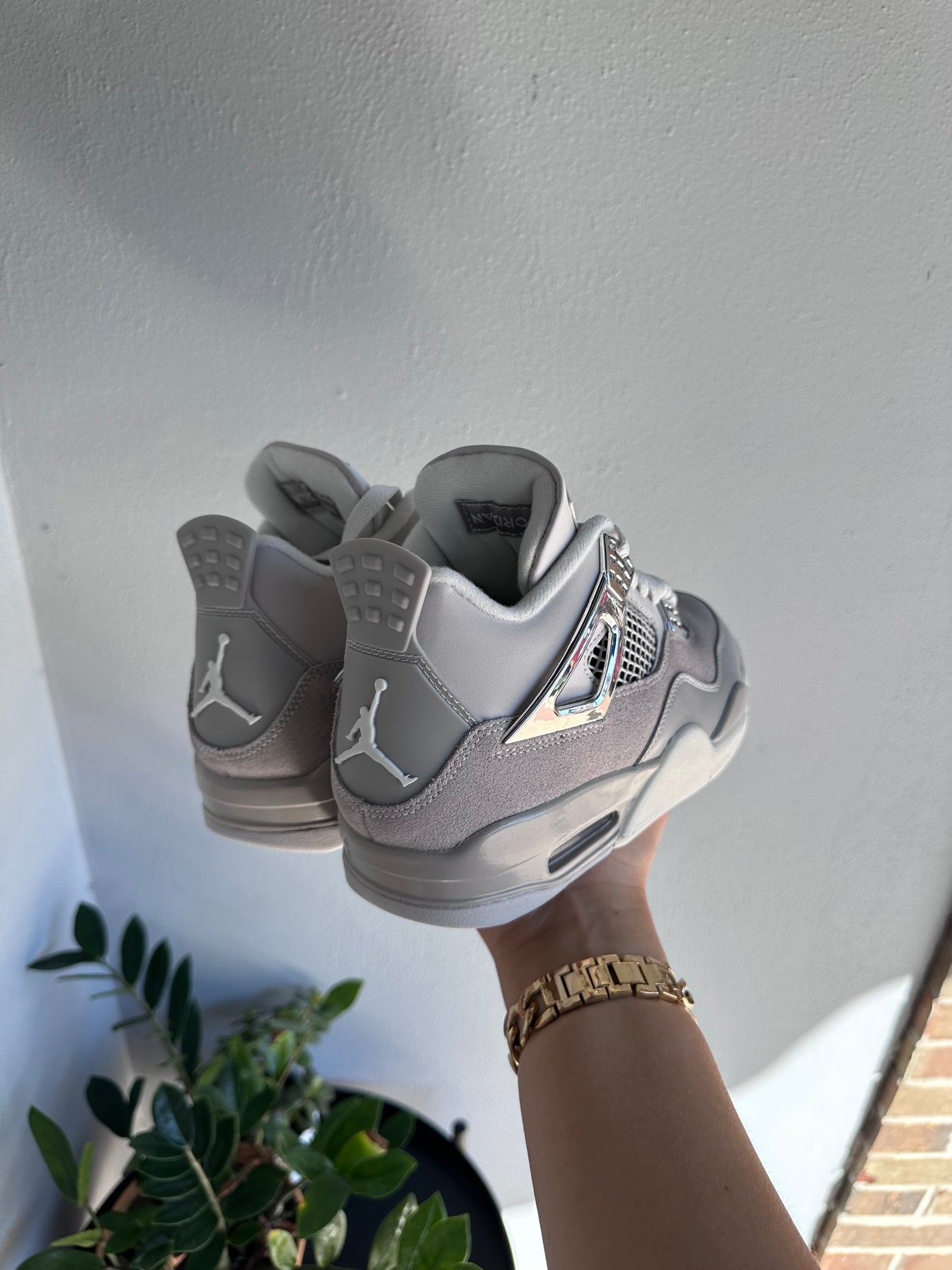 Jordan 4 Retro Frozen Moments (Women’s)
