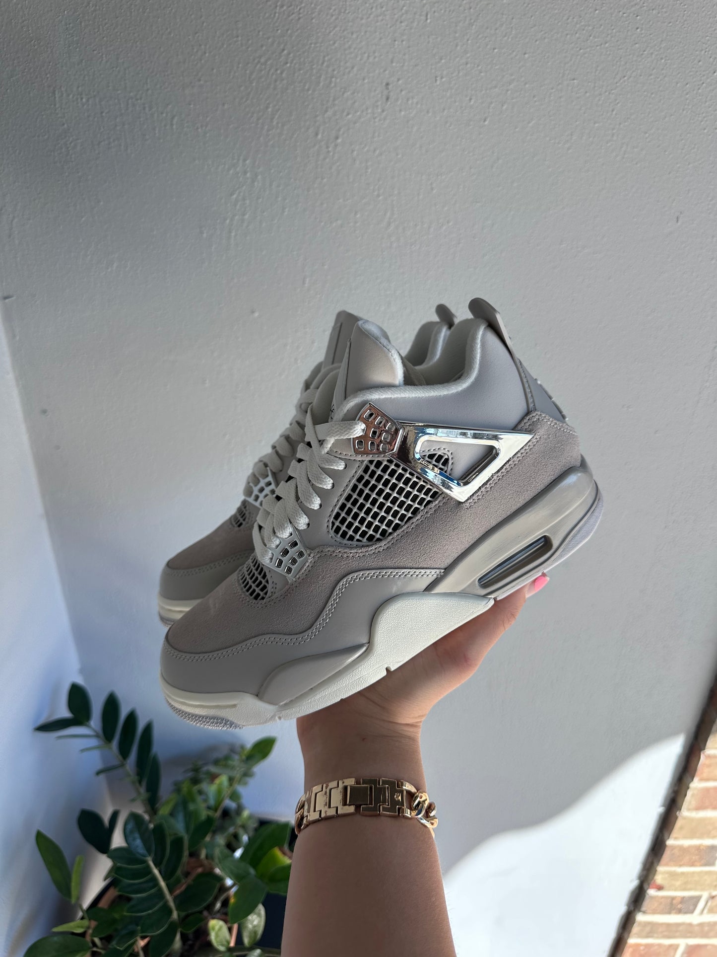 Jordan 4 Retro Frozen Moments (Women’s)