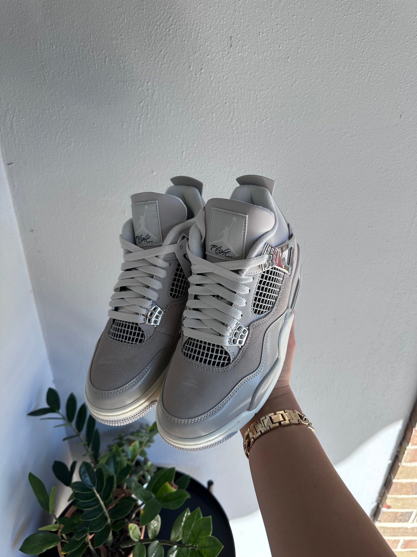 Jordan 4 Retro Frozen Moments (Women’s)