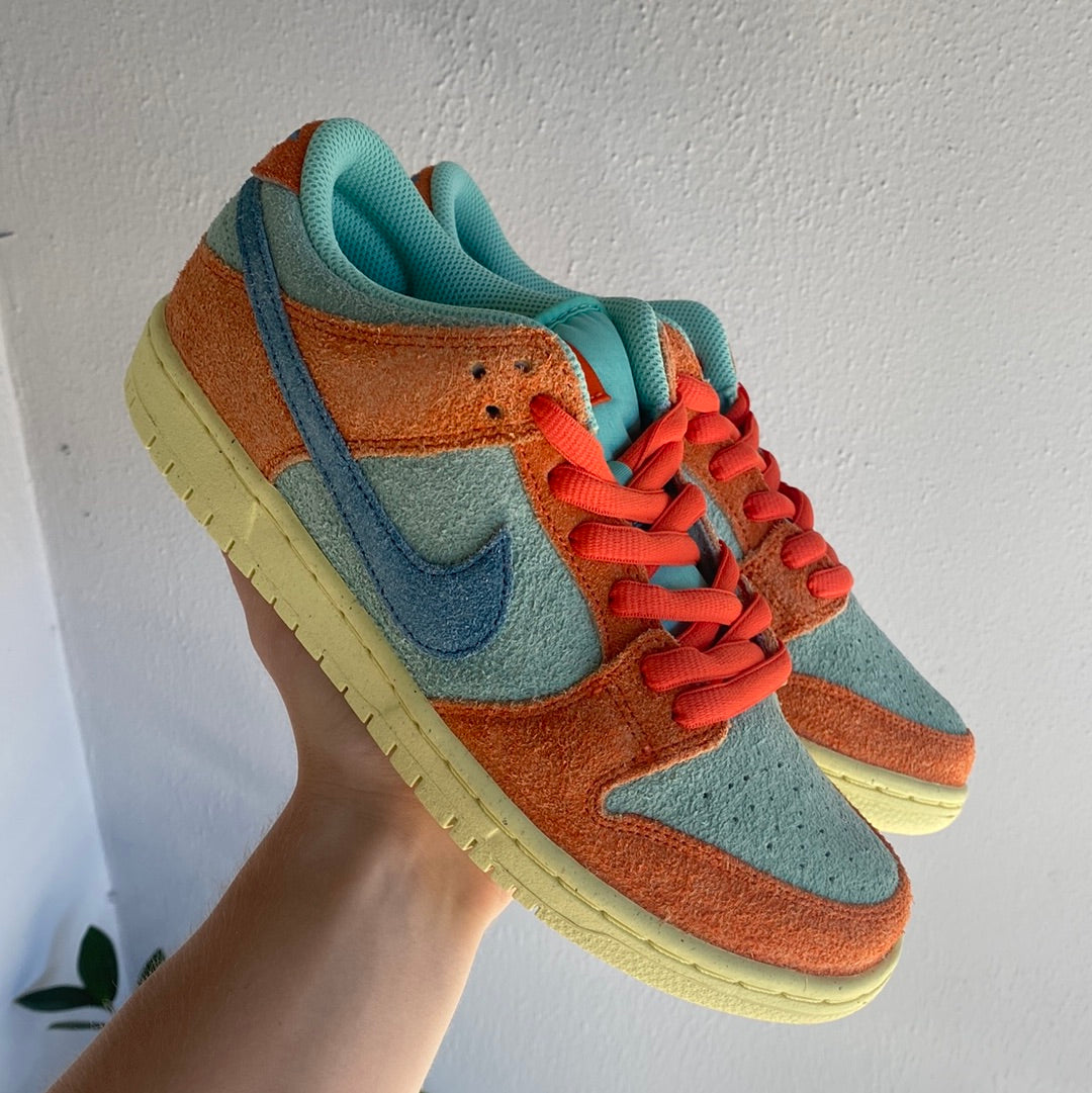 Nike SB Dunk Low Orange Emerald Rise