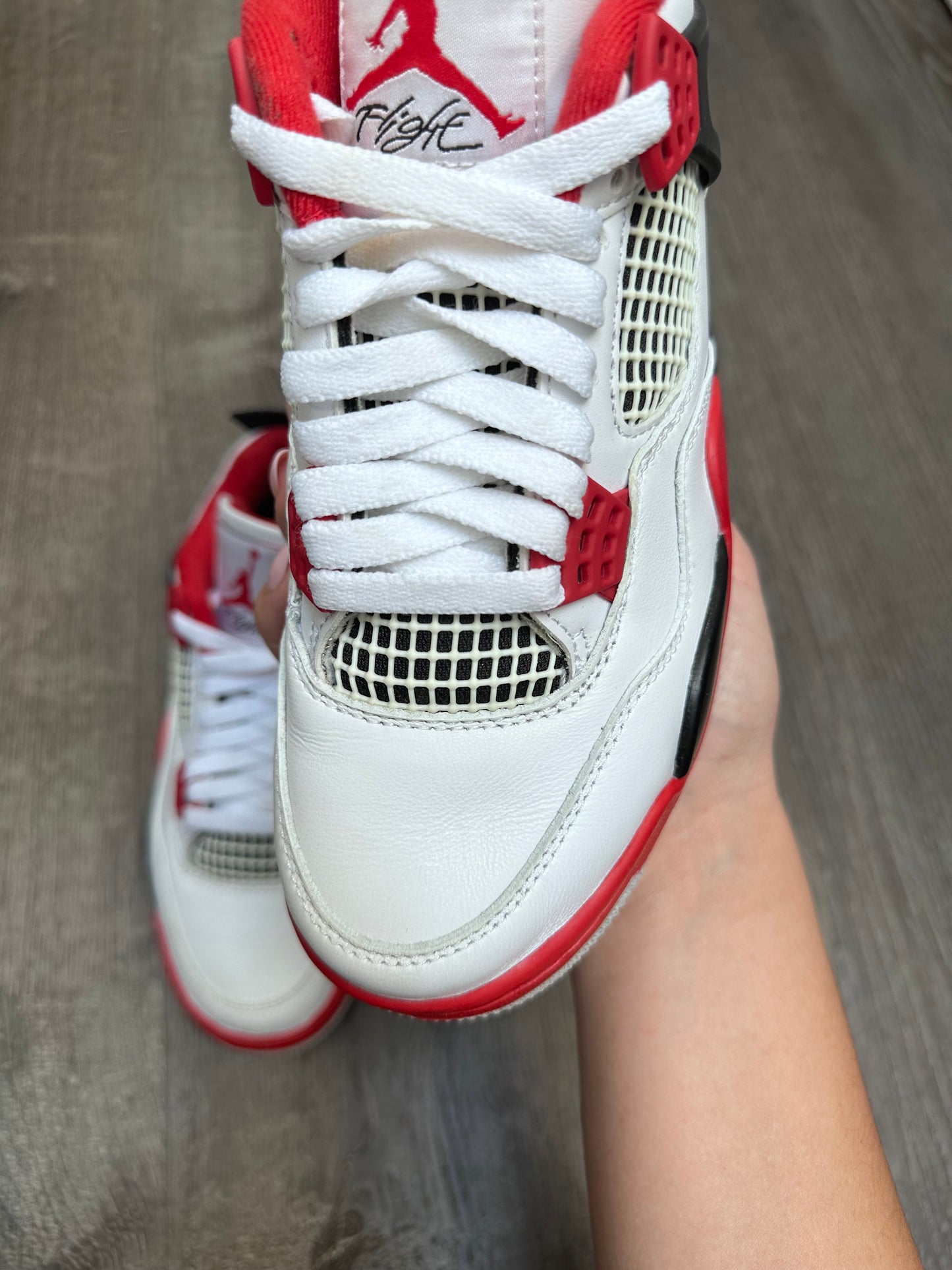 Jordan 4 Retro Fire Red (Preowned)