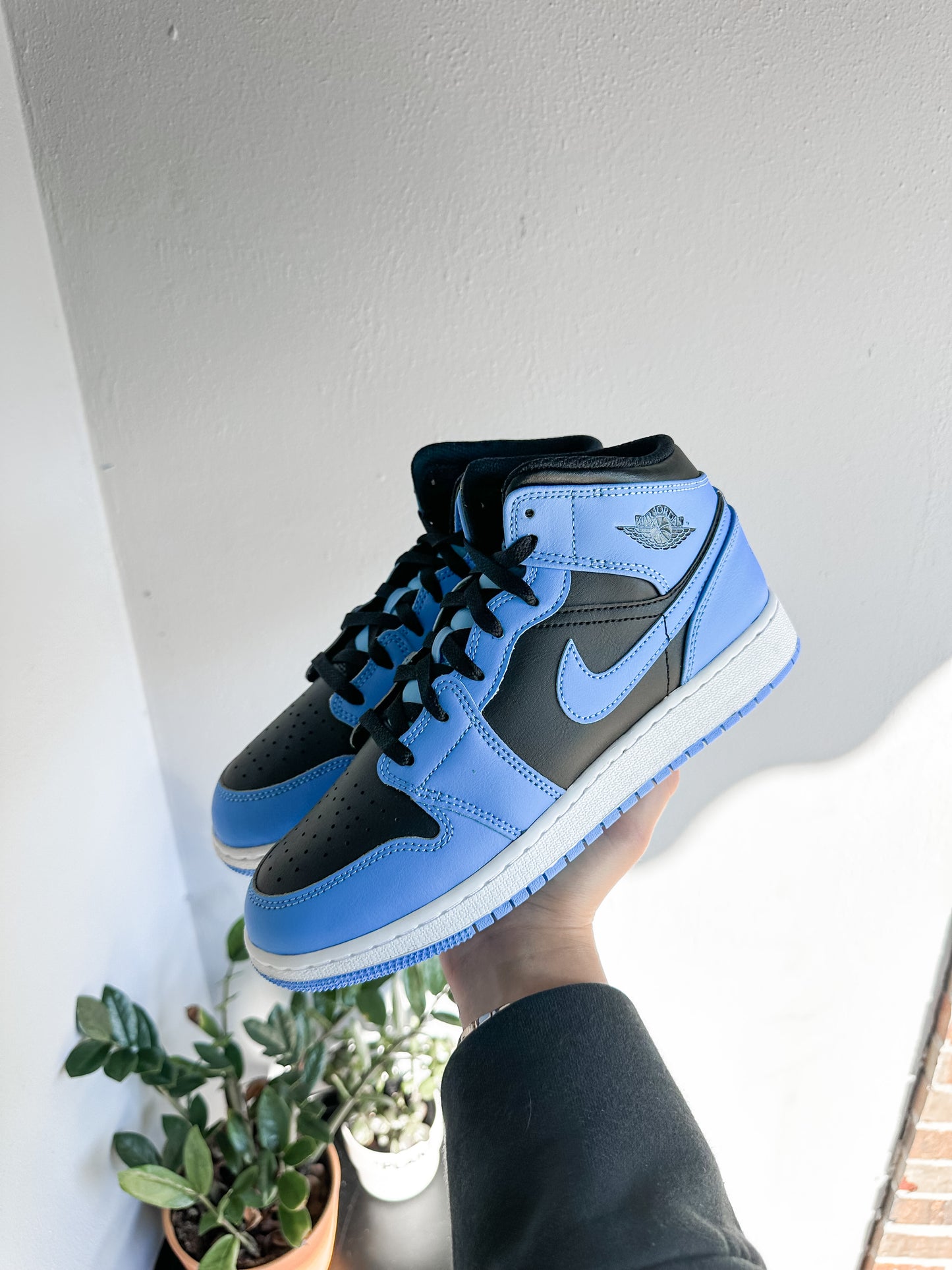 Jordan 1 Mid University Blue Black (GS)