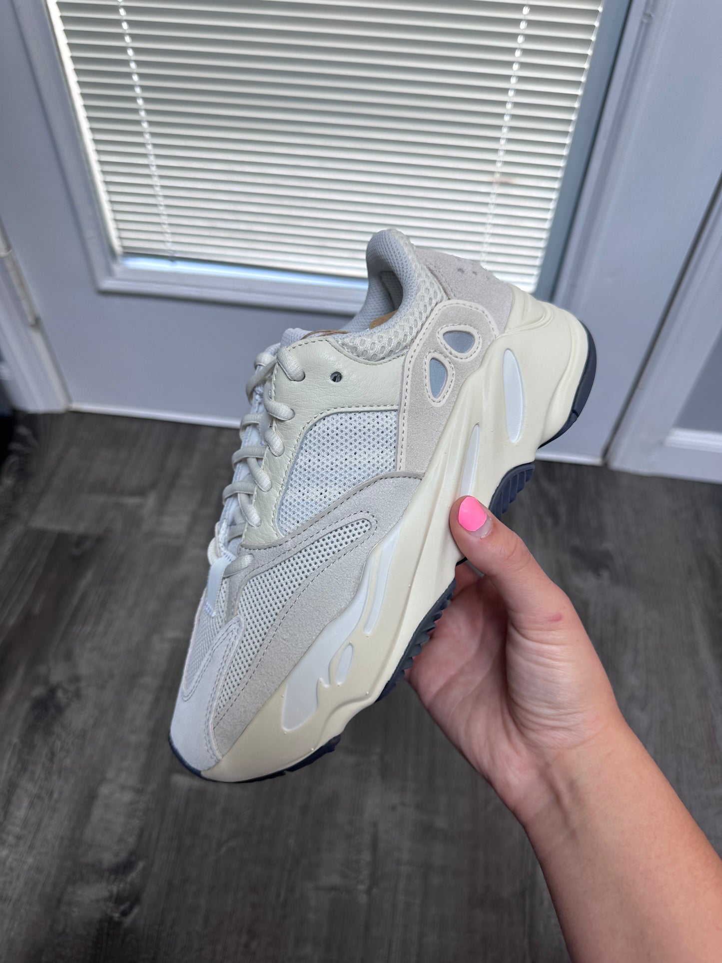 Adidas Yeezy Boost 700 Analog