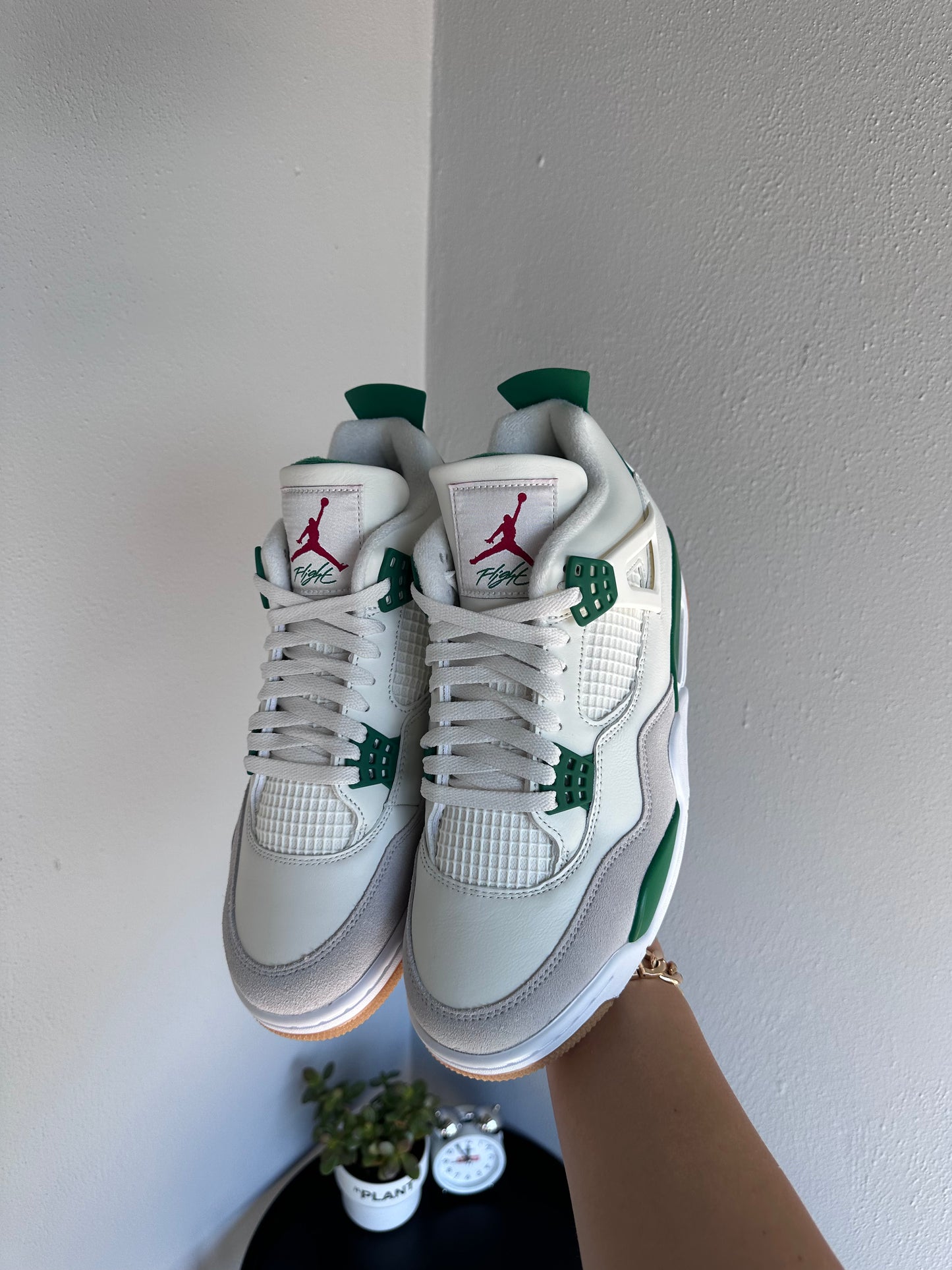 Jordan 4 Retro SB Pine Green