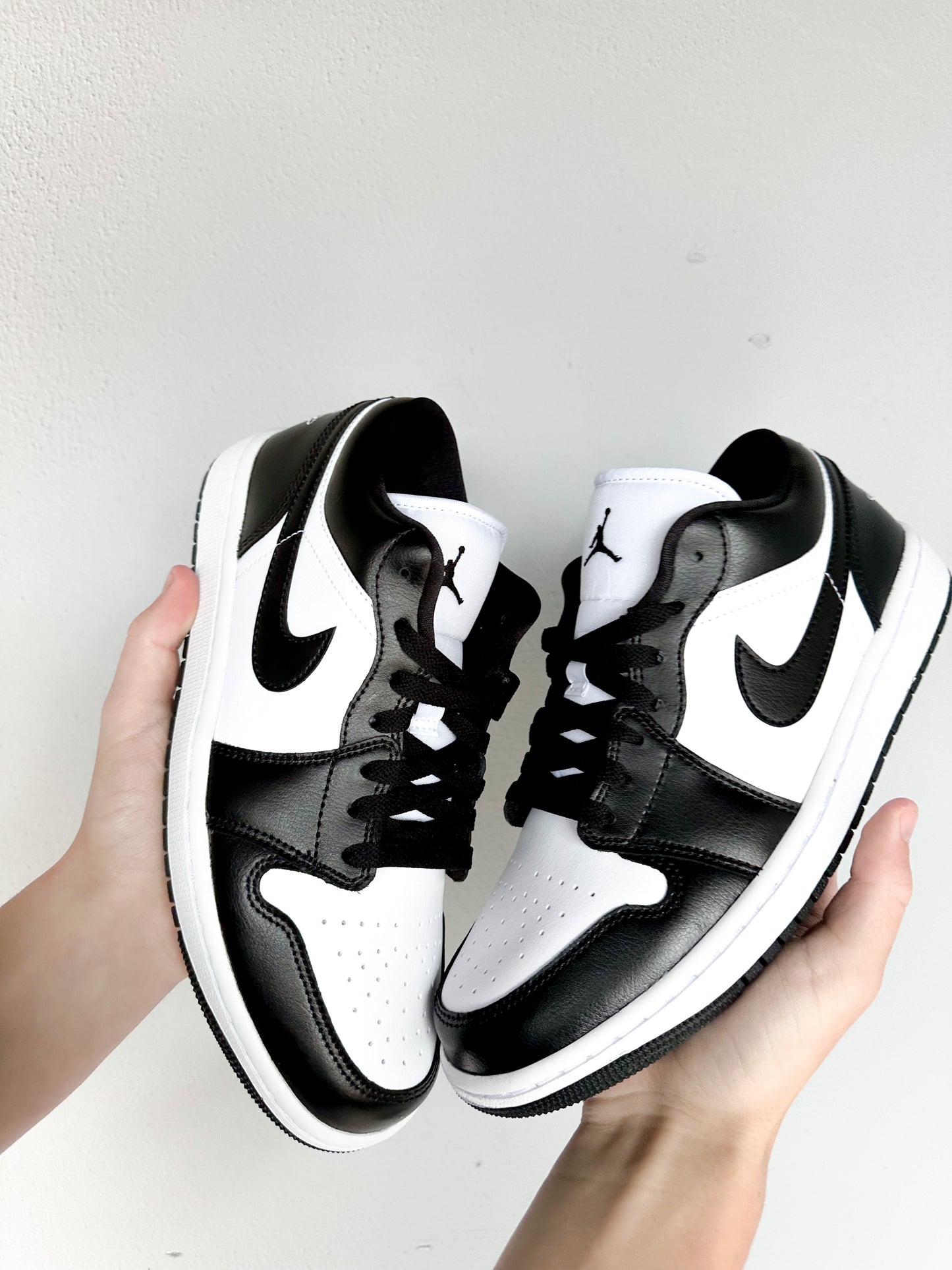 Jordan 1 Low Panda (W)