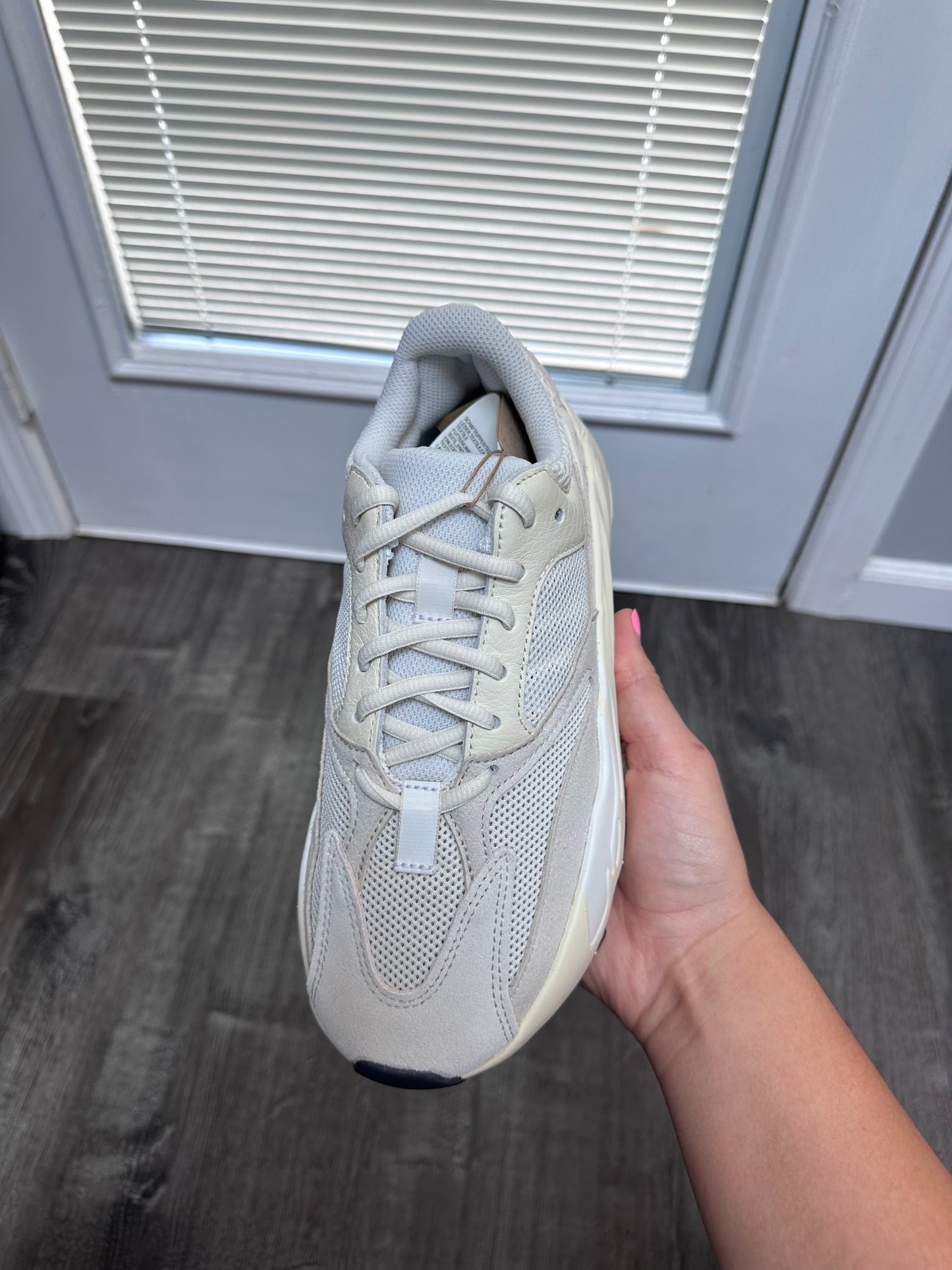 Adidas Yeezy Boost 700 Analog