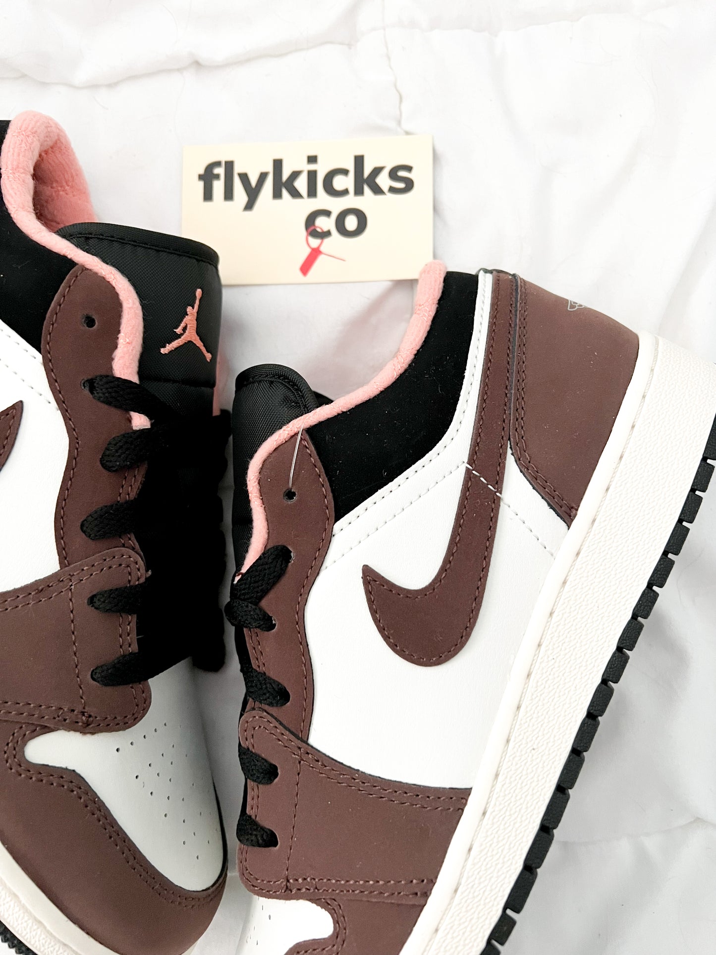 Jordan 1 Low Mocha (GS)