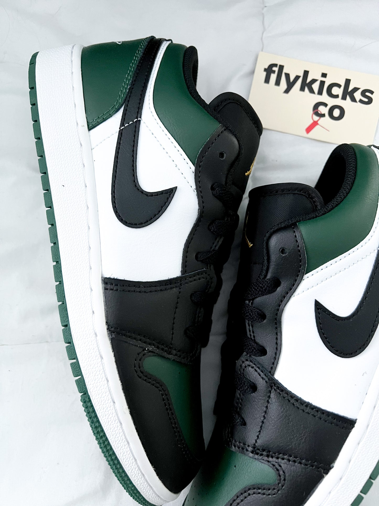 Jordan 1 Low Green Toe (GS)