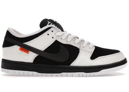 Nike SB Dunk Low TIGHTBOOTH