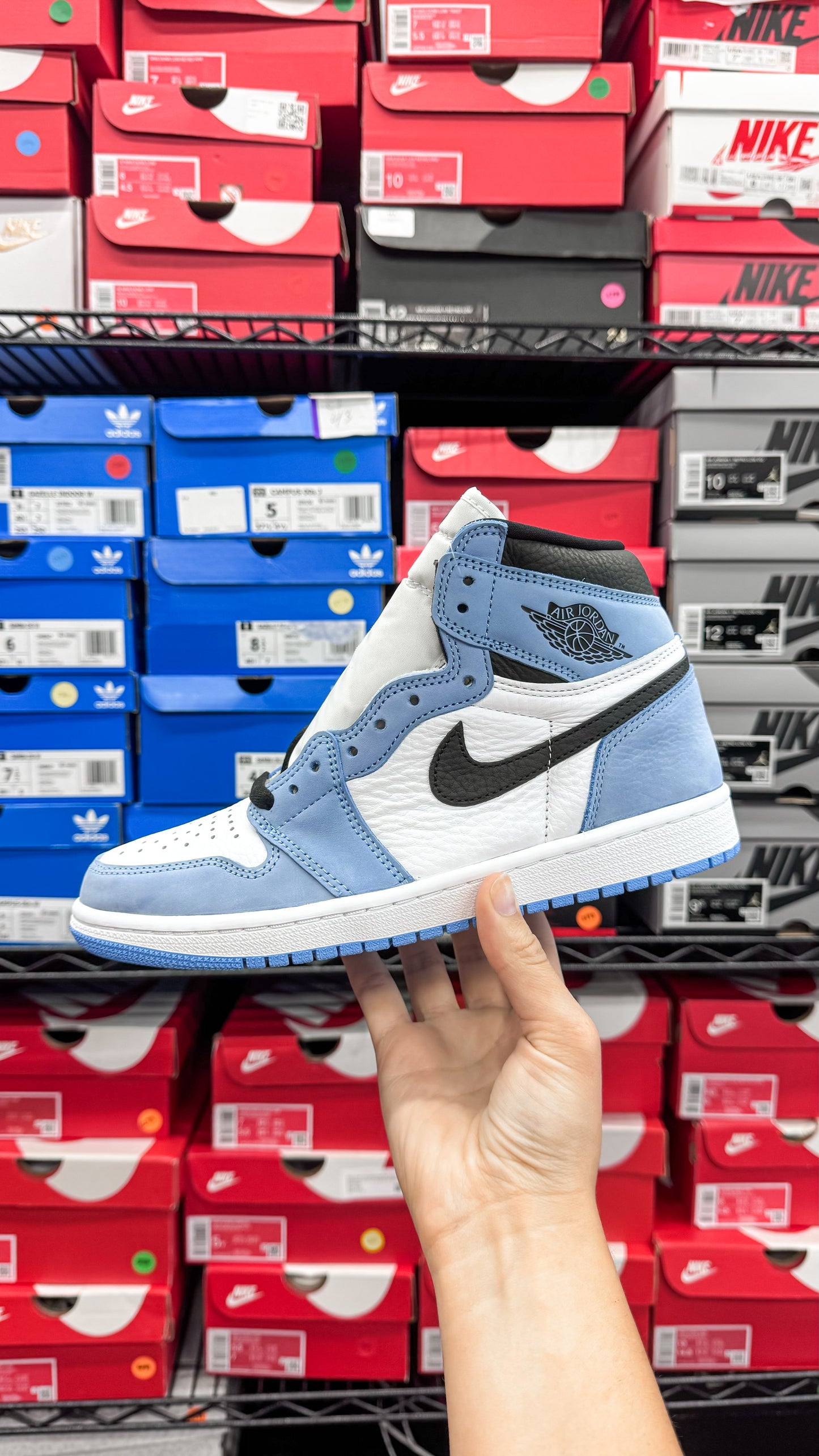 Jordan 1 Retro High White University Blue Black