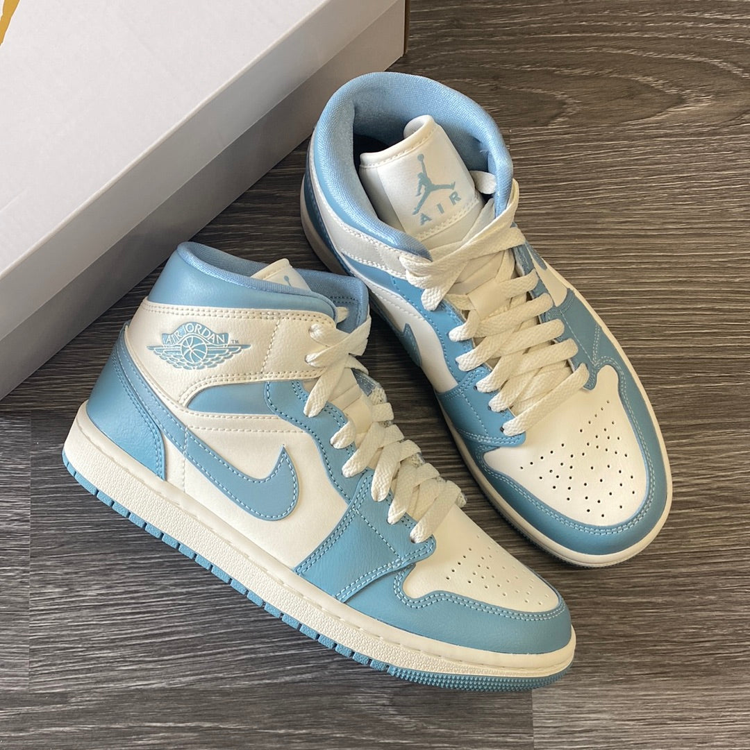 Jordan 1 Mid UNC (2022) (W)