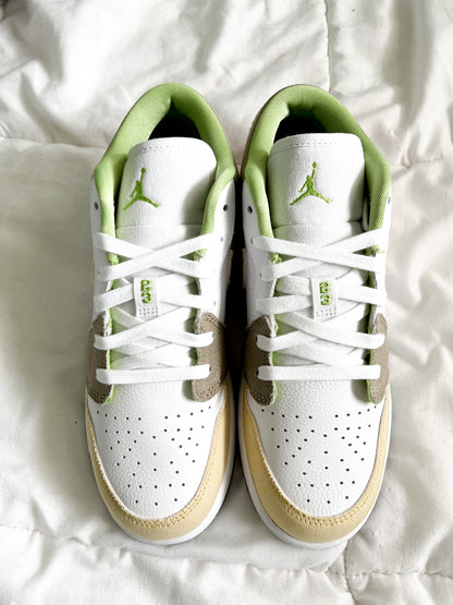 Jordan 1 Low Pastel Grind Vivid Green (GS)