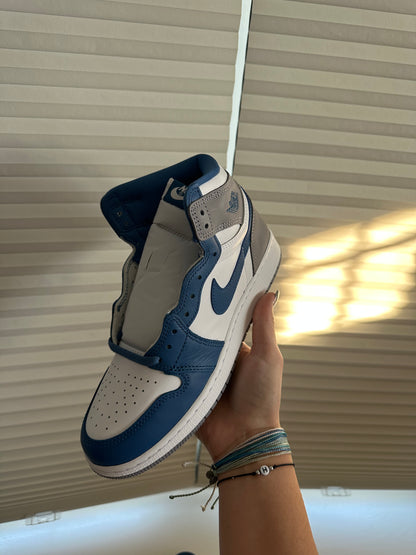 Jordan 1 Retro High OG True Blue (GS)