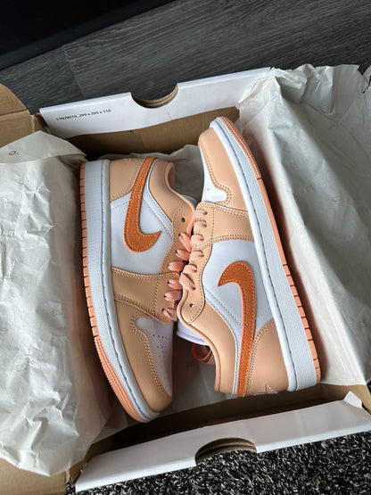 Jordan 1 Low Sunset Haze (W)