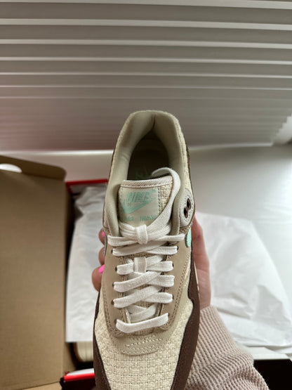 Nike Air Max 1 Crepe Hemp (2022)
