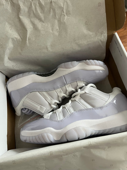 Jordan 11 Retro Low Pure Violet (W)